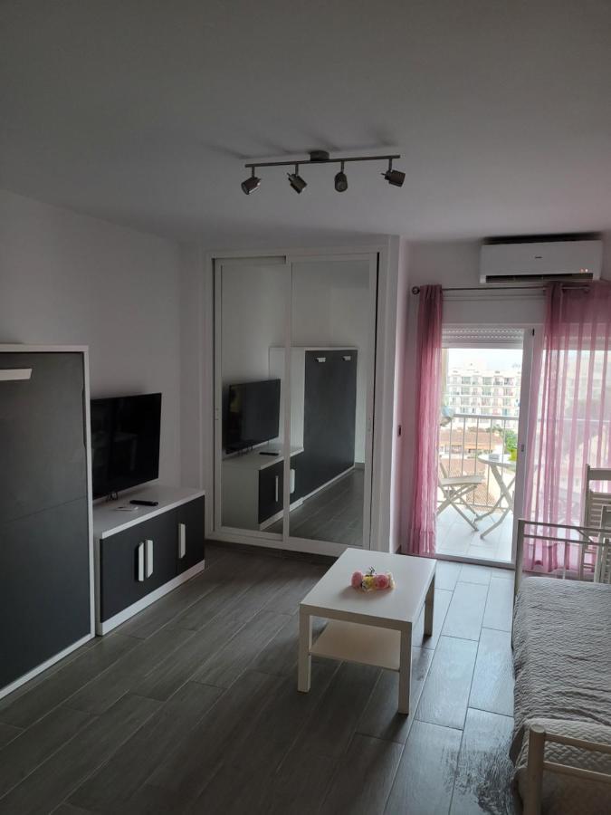 Precioso Alojamiento Con Piscinas Lägenhet Benalmádena Exteriör bild